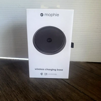 MOPHIE Wireless Charging Base 7.5W Qi Charger for iPhone X/8/8 Plus/XR - Image 1 of 4