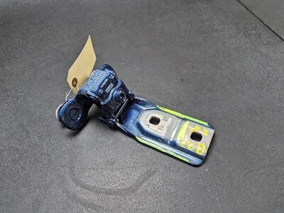 Portón trasero bisagra derecha 2022 BMW X1 41007350830 2016 2017 2018 2019 2020 2021 Foto 1 de 4