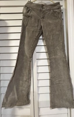 Pantalones acampanados de pana tostada Guess vintage de tiro medio 24 (XS) Y2K usados en excelente estado Foto 1 de 4