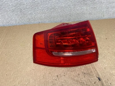 Luz trasera izquierda conductor Audi A8 2008 2009 2010 OEM V1307 DW Foto 1 de 4