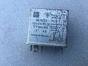 Porsche 928 Heckscheibenheizung Relais 928 615 115 00 C#R1 - Picture 1 of 3