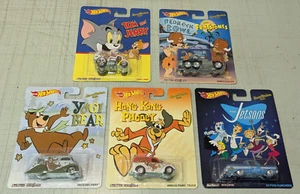 Set 5 Hot Wheels Hanna-Barbera 1/64 NUOVI 2013 Metal Real Riders - Foto 1 di 11