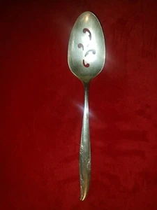 Pierced Serving Spoon SILVER FLOWER Oneida Community Silver Plate 8-1/2" Slotted - Picture 1 of 3