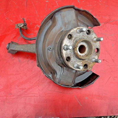 Toyota MR2 1991-1995 BUJE TRASERO DERECHO NUDILLO RUEDA HUSILLO CON ABS Foto 1 de 2