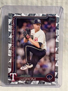 Lot of 2025 Topps Series One Baseball matching border - Bild 1 von 14