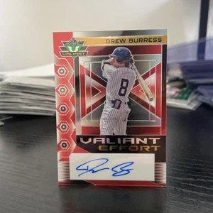 Maglia 2023 LEAF ECLECTIC VALIANT SFORZO DISEGNATO BURRESS ROOKIE Auto #’d 8/9 numero - Foto 1 di 2