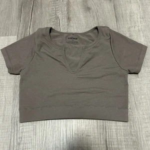 Women’s Beige Ribbed Garage Crop Top VNeck Size Small Boho - Picture 1 of 4