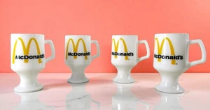 Vintage 70er McDonalds Milchglas hohe Standbecher Konvolut Goldbögen 4er Set - Bild 1 von 8