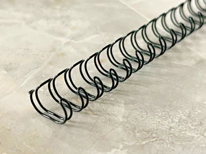 Twin Ring Wire 23L 3:1 Pitch • 3/8" Black • Count 77 Pieces - Picture 1 of 3