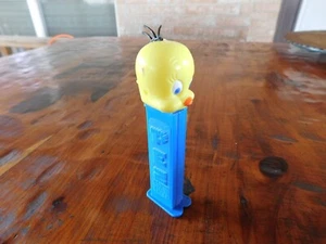 1980 Warner Bros Looney Tunes Tweety Bird Pez Dispenser - Picture 1 of 5