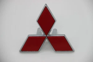 Se adapta al logotipo del emblema frontal de Mitsubishi Montero 1982 a 1990 - Imagen 1 de 3