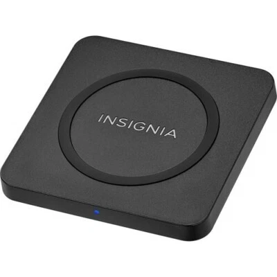 Insignia 15W Qi Wireless Charging Pad (NS-MQP15W22K-C) - Image 1 of 4