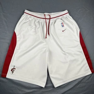 Vintage NIKE Team Cleveland Cavaliers Basketball Shorts Size 2XL White - Picture 1 of 15