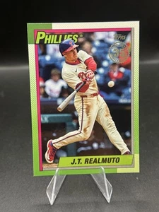 Topps Serie 2 2025 J.T. Béisbol Realmuto #90B2-15 1990 35 aniversario - Imagen 1 de 2