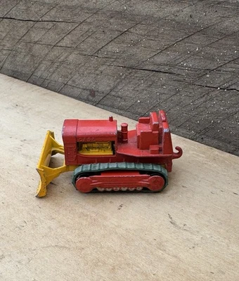 Diecast Matchbox series 1969 No. 16 CASE TRACTOR England R676 - Image 1 of 4