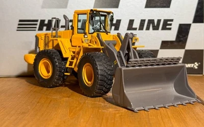 Motorart Volvo L180E Loading Shovel 1:50 Model  10447 - Image 1 of 4
