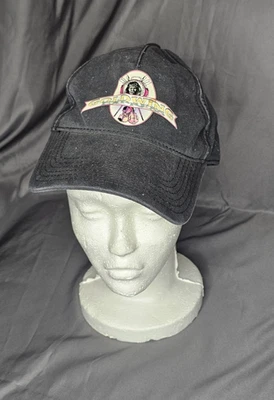 Gorra de béisbol ajustable negra Gold Wing Express Foto 1 de 4