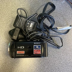 Sony Handycam HDR-PJ220E Handheld High Definition Camcorder Projector 32GB SD - Picture 1 of 13