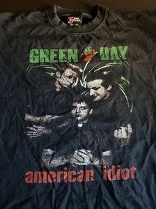 Green Day - American Idiot - T-Shirt - Double Sided - S - Picture 1 of 2