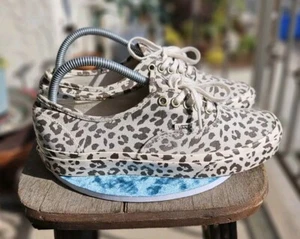 Vans Leopard Sneaker Authentic Tan Canvas Mono Print Skate Shoe Women's Size 9 - Picture 1 of 12