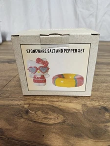 Cracker Barrel Hello Kitty Sanrio Salt & Pepper Shaker Set New Stoneware Raft - Picture 1 of 3