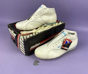 Mitre Melbourne White Cricket Boots Shoes Spikes True Vintage Unused Size 9 - Picture 1 of 9