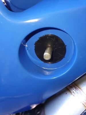 Yamaha TDR250 Fuel Tap Locating Damper 2YK-24181-00 - Image 1 of 3