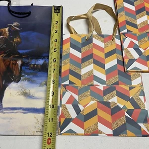 Jack Sorenson 'Bringing Christmas Home Gift Bags Wine 3 Sz Lot Paper Bundle - Picture 1 of 7