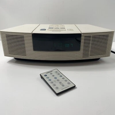 Reproductor de CD estéreo y radio Bose Wave AWRC-1P blanco remoto CD probado para saltos Foto 1 de 4
