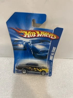 Pontiac GTO 2007 Allstars 1967 negro con llamas amarillas Hot Wheels Foto 1 de 4
