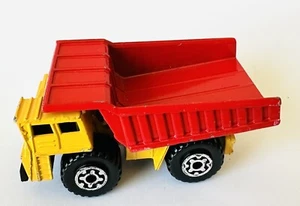 Vintage 1989 Matchbox Dump Truck Red And Yellow 1:140 3” Length Construction Toy - Picture 1 of 5
