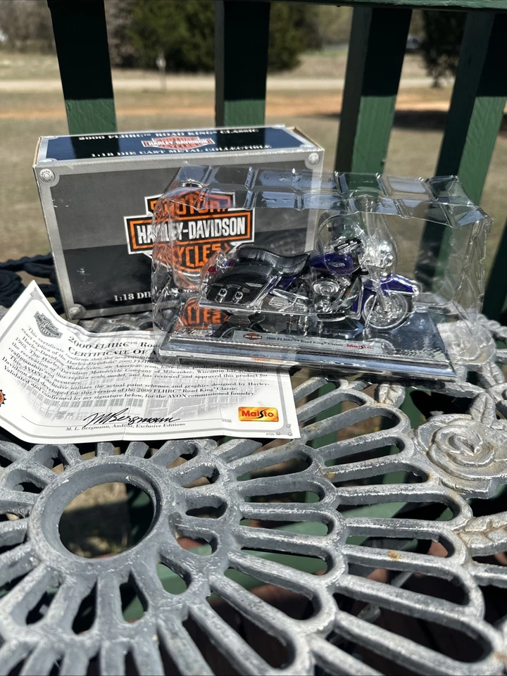 De colección Maisto 2000 Harley Davidson FLHRC Road King motocicleta modelo diecast 1:18 Foto 1 de 4