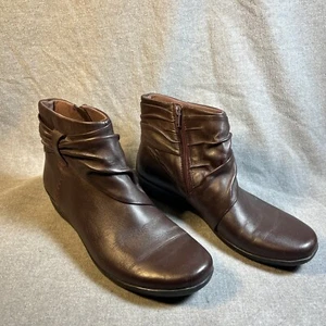 Clarks Women's Everlay Mandy Boot Size 11 Brown Leather Casual Comfy Cushioned - Picture 1 of 9