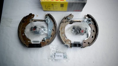 Smart City coupé (450)  kit de frein Bosch premontés 0204114130 - Photo 1/4