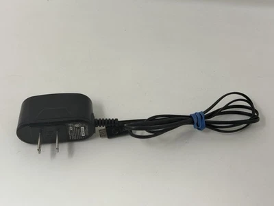 Genuine LG Travel Adapter Charger STA-U34WRE 5.1V 0.7A Micro-USB OEM - Image 1 of 4