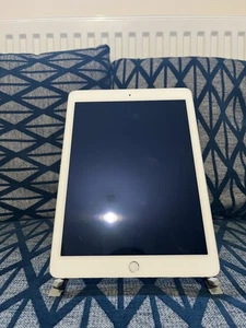 Apple iPad Air 2 - Silver - 16GB Wi-Fi 9.7"- A1566 iOS15 Tablet - Picture 1 of 10