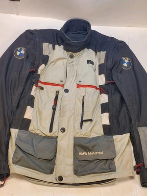 Chaqueta de aventura BMW Motorrad Rallye 2 Pro negra gris TALLA 56 UE blindada Foto 1 de 4