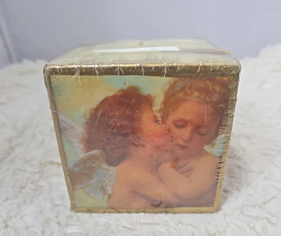 Vela Bloque Cuadrado Querubín Vintage 3" World Bazaar Luminaria Colección Sellada Foto 1 de 4