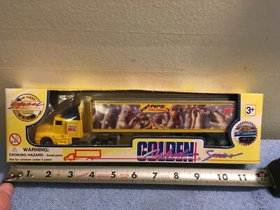 Nuevo de Lote Antiguo 1996 Golden Wheel Super Hauler PEPSI Vehículo Diecast Semi Camión Banco de Monedas Foto 1 de 4