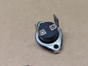 York 1230-4194 Limit Switch/Thermostat Opens 160F Closes 140F Auto Reset - Bild 1 von 7