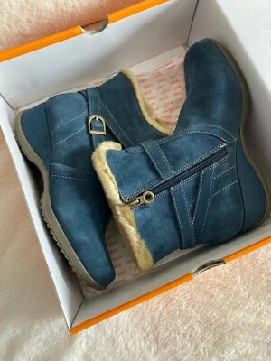 Botines Sporto Mujer Diana Cremallera Lateral Impermeable Gamuza Ribete de Piel Talla US 8.5 Foto 1 de 4