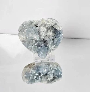 Corazón grande de cristal celestita (#8) - Imagen 1 de 4