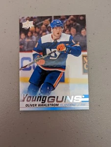 2019-20 Upper Deck Hockey #457 Oliver Wahlstrom Young Guns Rookie Islanders - Picture 1 of 4
