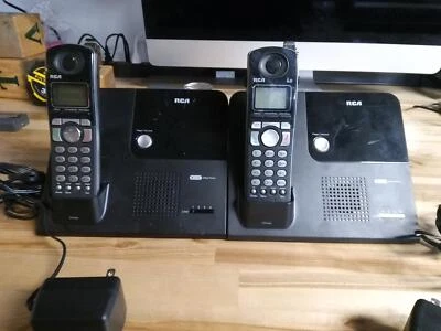 Lote de 2 teléfonos inalámbricos expandibles de 4 líneas RCA 25420 con identificador de llamadas Foto 1 de 3