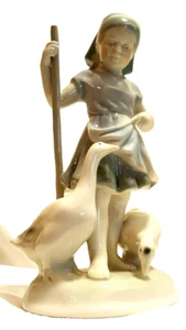 Vtg Kunstporzellan Ilmenau GDR "Girl with Ducks/Geese" Porcelain Figurine #7214 - Picture 1 of 8
