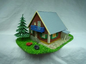 Modelleisenbahn  Spur HO , Holzhaus , von OWO 749 - Bild 1 von 7