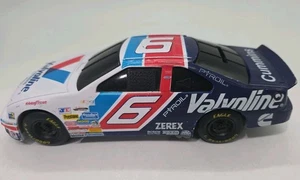 Mark Martin #6 Valvoline 1997 Ford Thunderbird 1:24 Bank Winston Cup 1/5000 - Picture 1 of 7