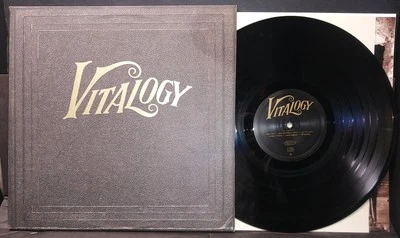 First pressing grunge rock lp PEARL JAM Vitalogy 1994 Epic E 66900 gf book inner - Image 1 of 4