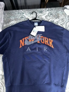 Nike Air Sportswear Oversized Crewneck Sweat Shirt Men's Size M Blue NYC Knicks - Picture 1 of 4
