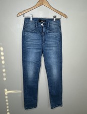 3x1 Mid-Rise Skinny Leg Medium Wash Jeans Size 26